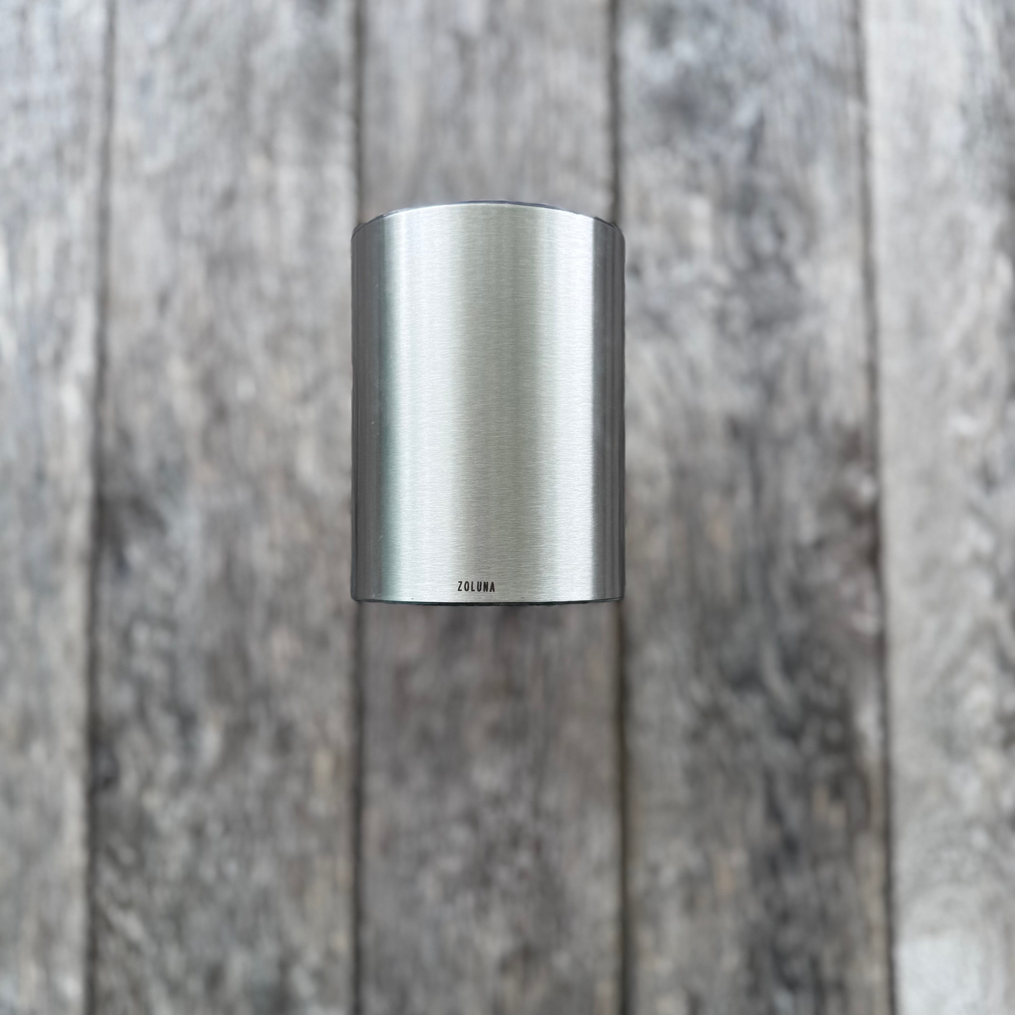 zoom in solar wall light noor RVS silver