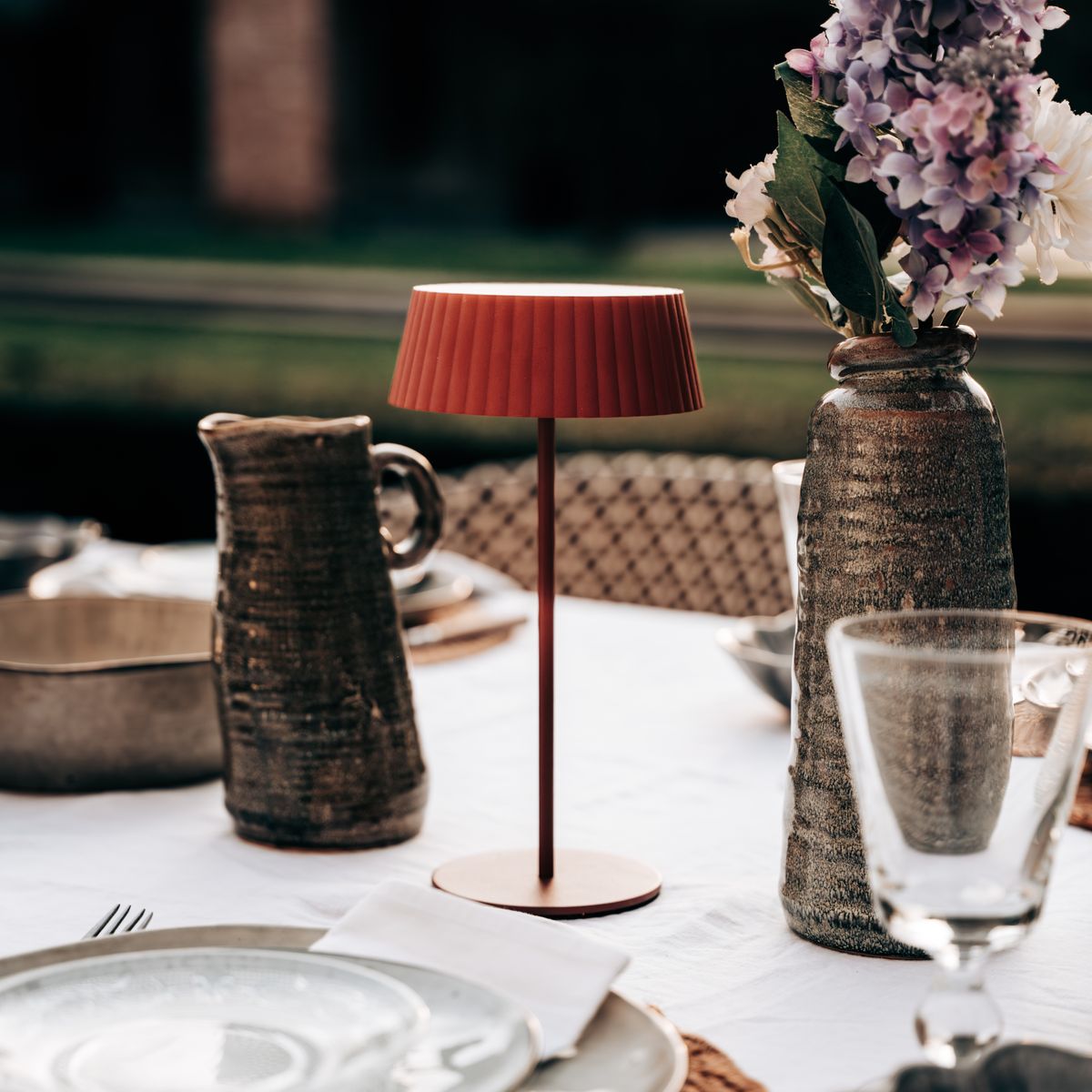 Solar Table Lamp JYP Rusty Red - USB Rechargeable - Warm Light - 30 hours of light - Heavy
