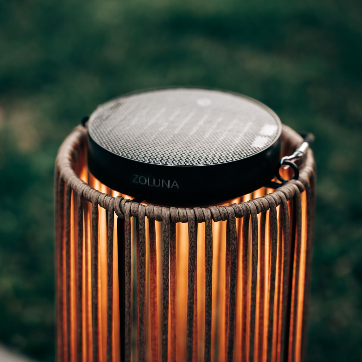 Lanterne solaire Luca Grande Chêne clair | Rechargeable par USB - Intensité variable - 30 heures d'autonomie