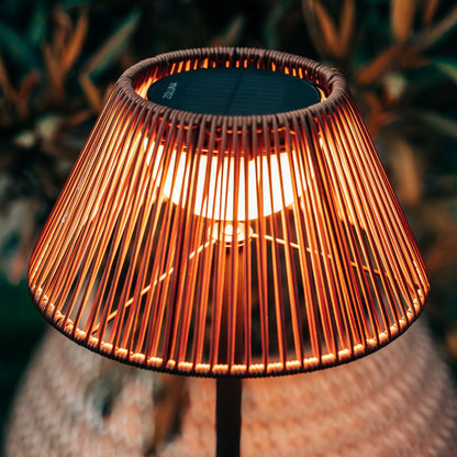 Lampadaire solaire Sofie | Lumière chaude - Télécommande - intensité variable - minuterie